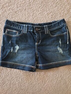 Maurices Distressed Dark Blue Denim Women's Shorts, Size 9/10